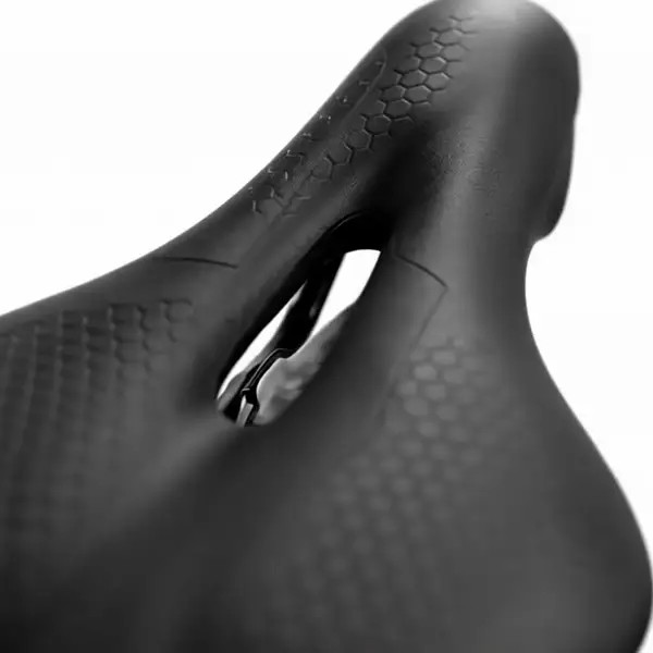 Distribuzione ottimale della pressione grazie alla schiuma memory foam ad alta elasticità
